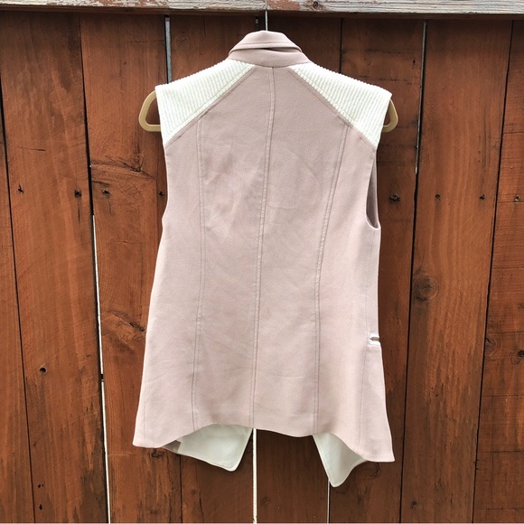 (3 for $120) Wilfred (Aritzia brand) Vest - Picture 2 of 3